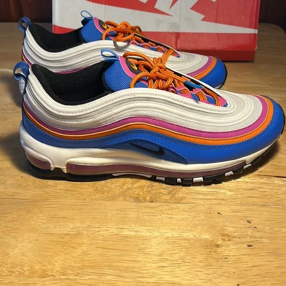 Air Max Nike Sneakers Size 8.5 - Picture 4 of 15